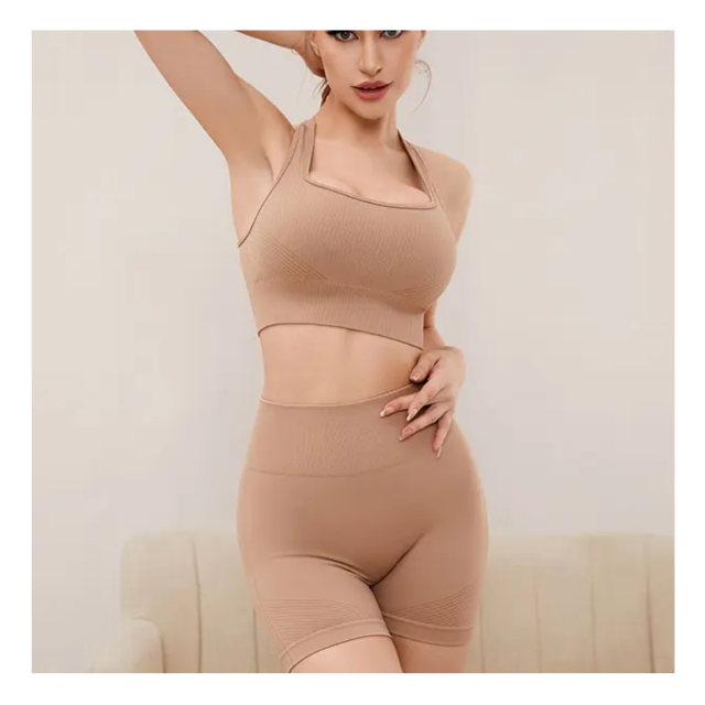 ชุดแมทกางเกงกีฬาขาสั้น สปอร์ตบรา (บรา+กางเกงขาสั้น)