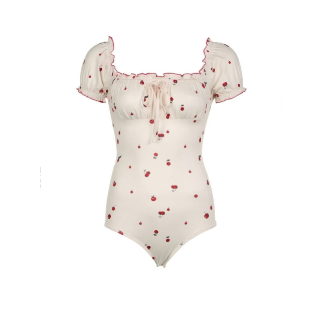 ชุดง่ายน้ำวันพีช ลายเชอร์รี่